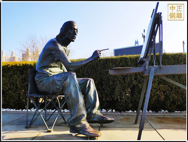 城市廣場人物雕塑.jpg