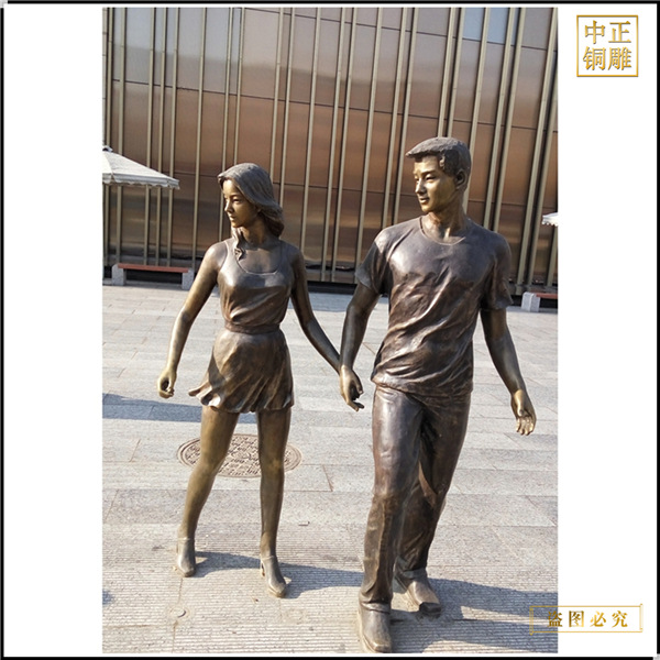 8情侶手拉手銅雕塑.jpg
