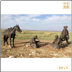 沙漠人物雕塑制作